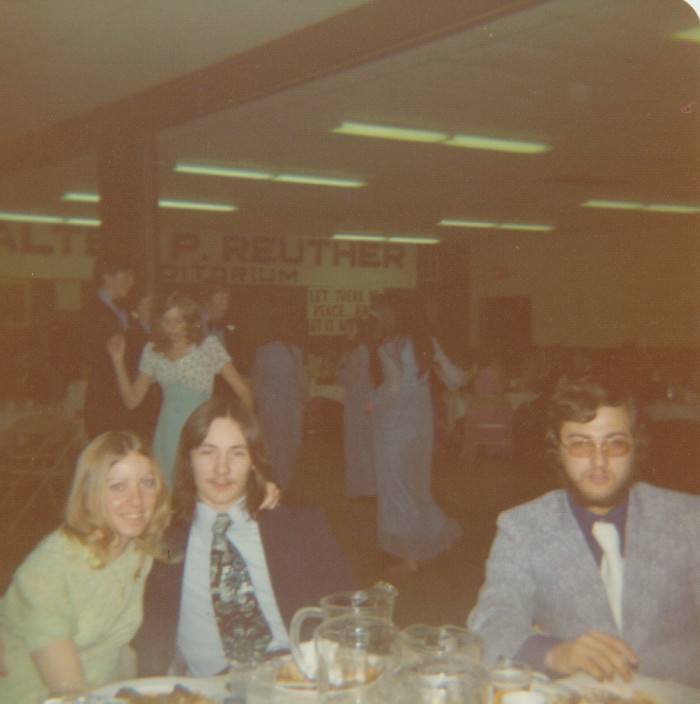 119.jpg, 73390 bytes, 5/9/03