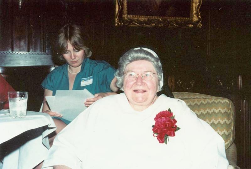 Sister Florida and Terry Ackerman, 45051 bytes, 7/20/03